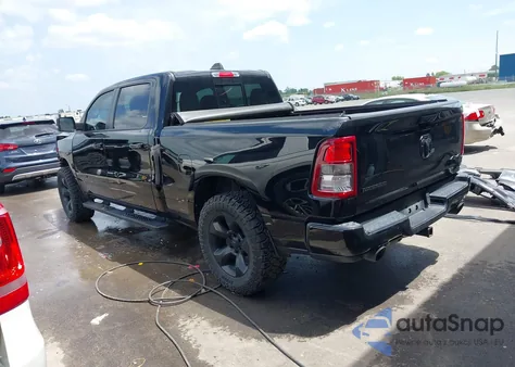 2019 Ram 1500 Big Horn/Lone Star 4X4 6'4 Box из США, поврежденный, VIN 1C6SRFMT7KN736680